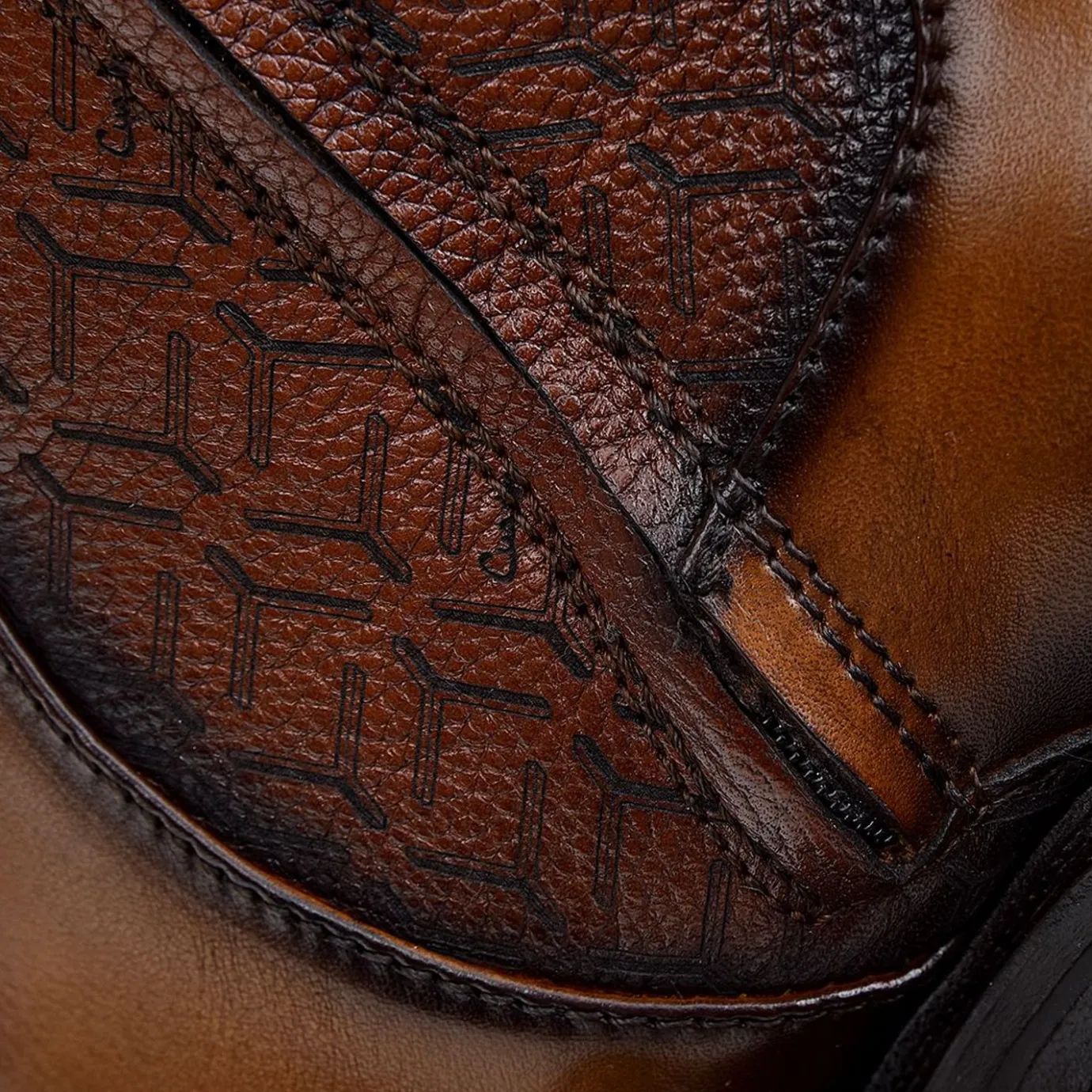 Men Cuadra Urban & Casual Boots-Engraved Hand-Painted Honey Leather Chelsea Boots By Franco