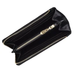 Women Cuadra Wallets-Handmade Black Stingray Leather Bifold Wallet